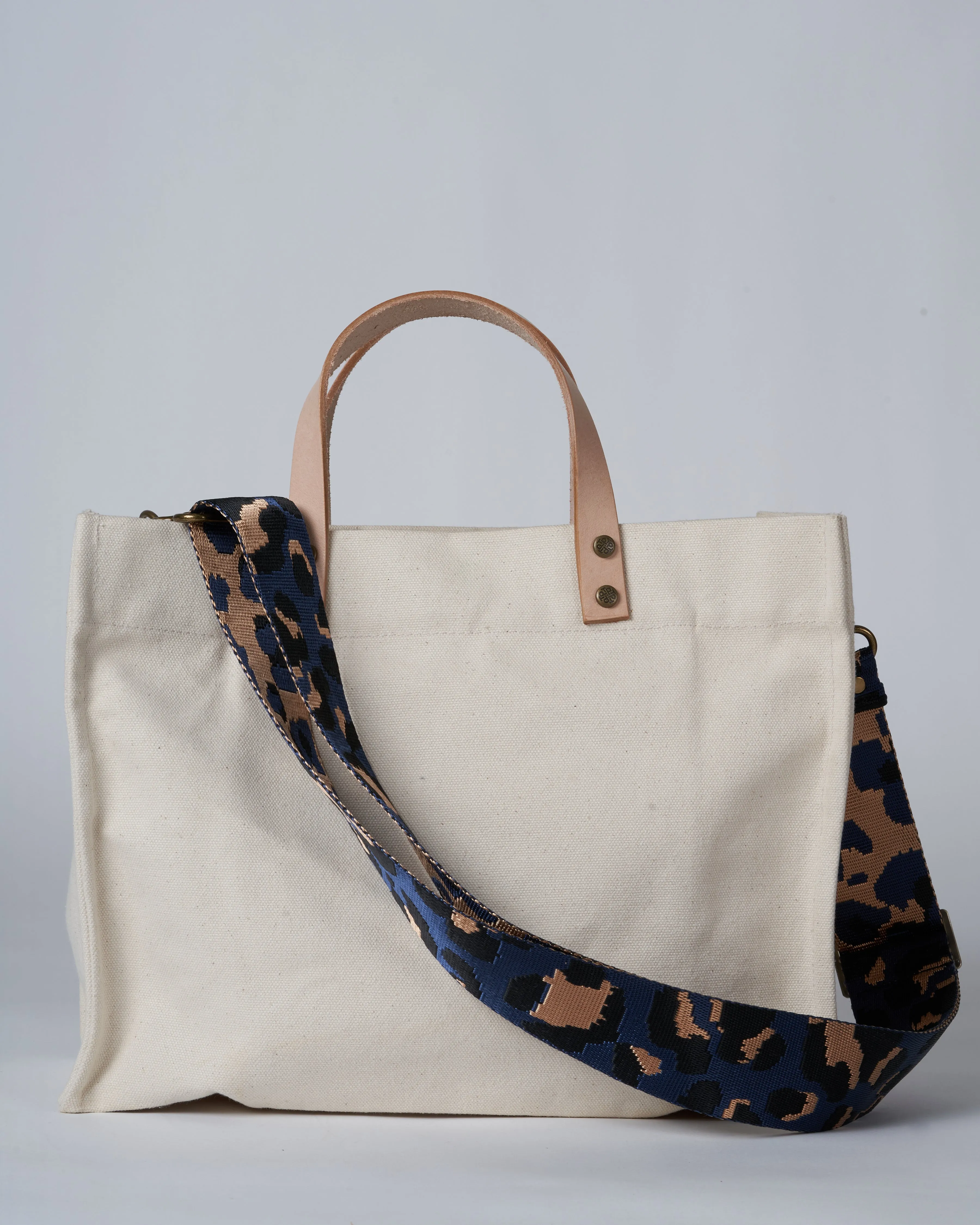 medium mimi - natural with navy leopard straps
