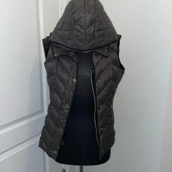 MICHAEL KORS  puffer vest QUILTED hood jacket size - XS